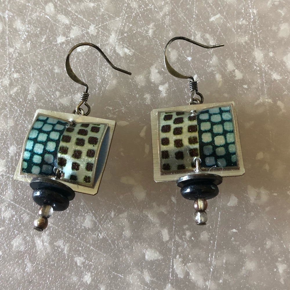 Beautiful Dangle Earrings Blue